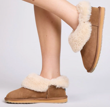 Load image into Gallery viewer, Emu Australia Womens Mintaro Platform Sheepskin Slipper