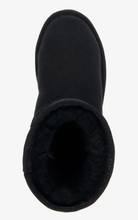 Load image into Gallery viewer, Emu Australia Womens Platinum Stinger Slim Low Sheepskin Boot Black