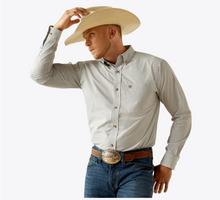 Load image into Gallery viewer, Ariat Mens Pro Series Dayne Mini Stripe Long Sleeve Shirt