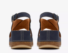 Load image into Gallery viewer, Clarks Women's Kassande Step Sandal