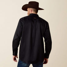 Load image into Gallery viewer, Ariat Mens Solid Twill Core Classic Long Sleeve Button Down Dress Shirt