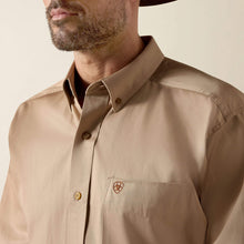 Load image into Gallery viewer, Ariat Mens Solid Twill Core Classic Long Sleeve Button Down Dress Shirt