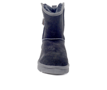 Load image into Gallery viewer, Superlamb Argali Buckle Womens Sheepskin 7.5" Boot Black