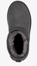Load image into Gallery viewer, Emu Australia Womens  Stinger Micro Sheepskin Boot

