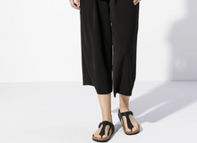 Load image into Gallery viewer, Birkenstock Womens Gizeh Sandal Black Birko-Flor
